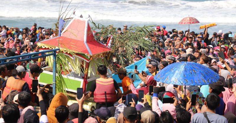 Purworejokab.go.id/Sedekah Laut